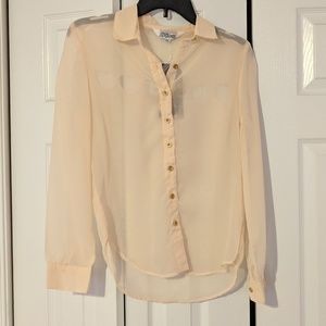 NWT Peach button down with cutout hearts on back